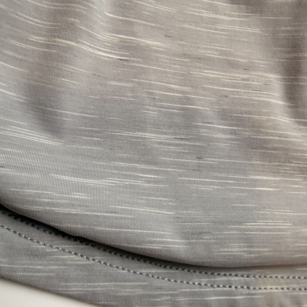 Lululemon Power Thru High Neck Racerback Tank Top Light Grey Size 6/8 Cropped - Picture 3 of 13